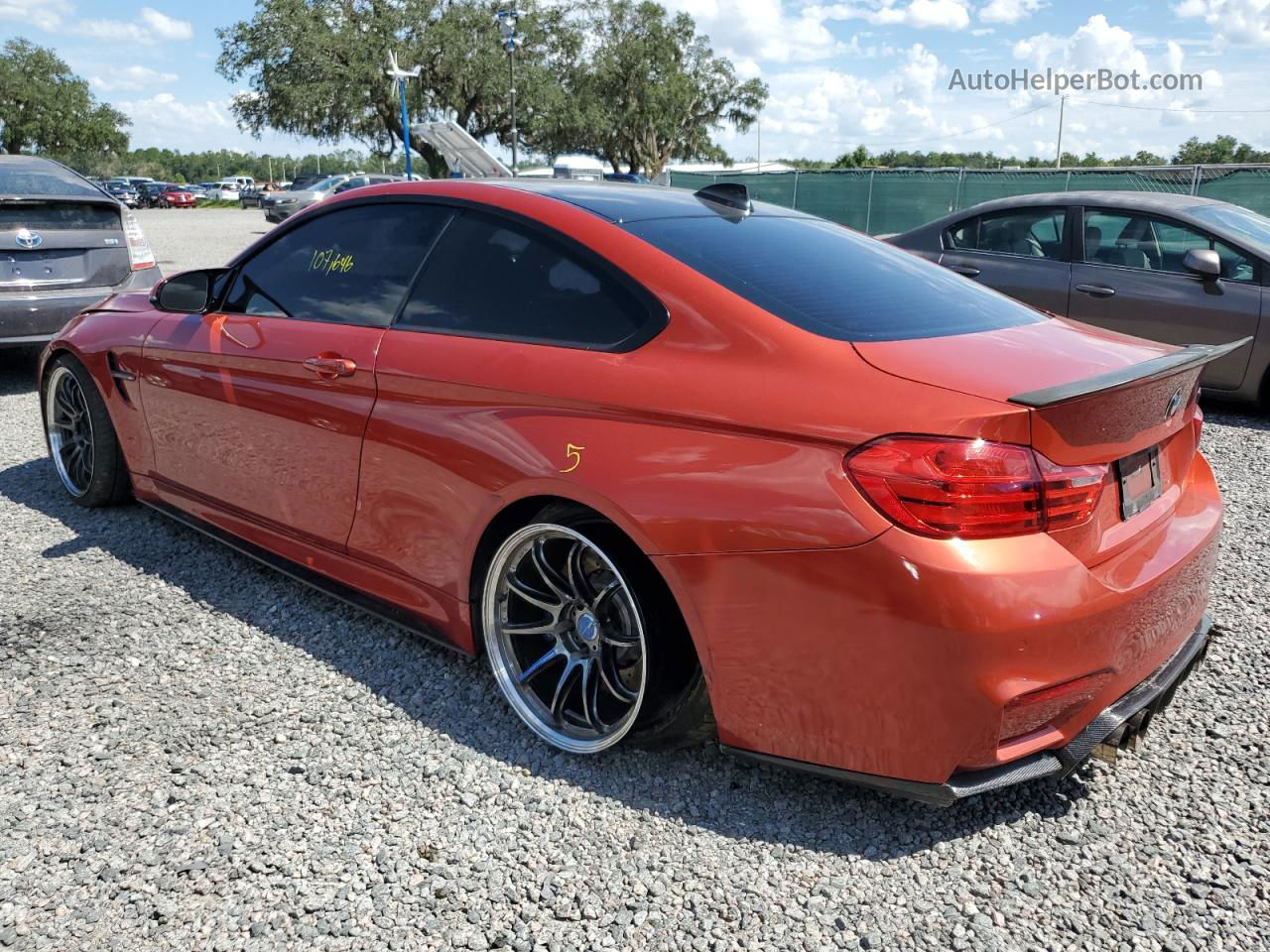 2015 Bmw M4  Orange vin: WBS3R9C56FK329709