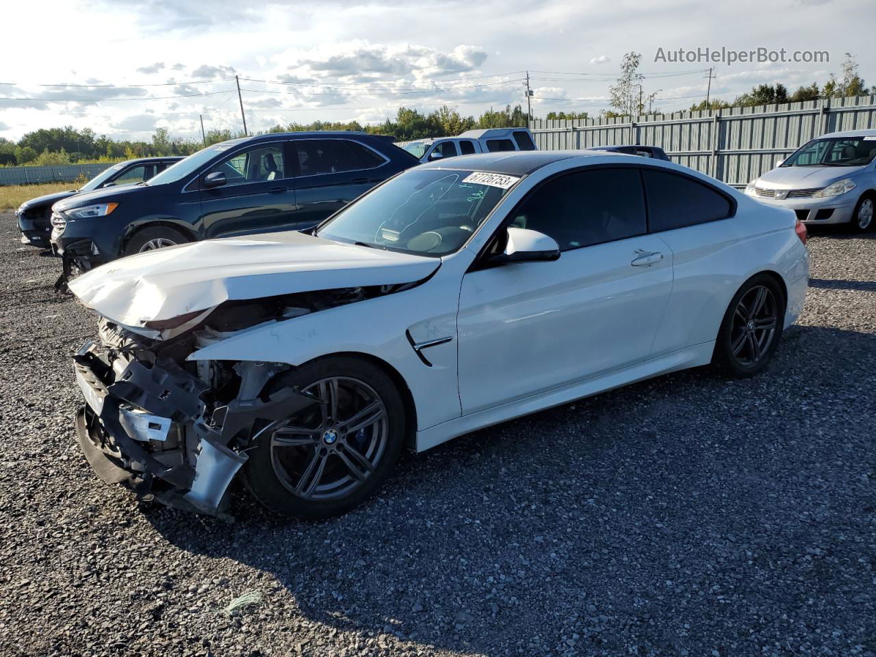 2016 Bmw M4  Белый vin: WBS3R9C56GK336290