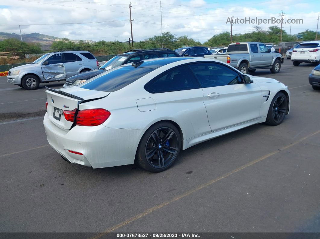 2016 Bmw M4 White vin: WBS3R9C57GK335732