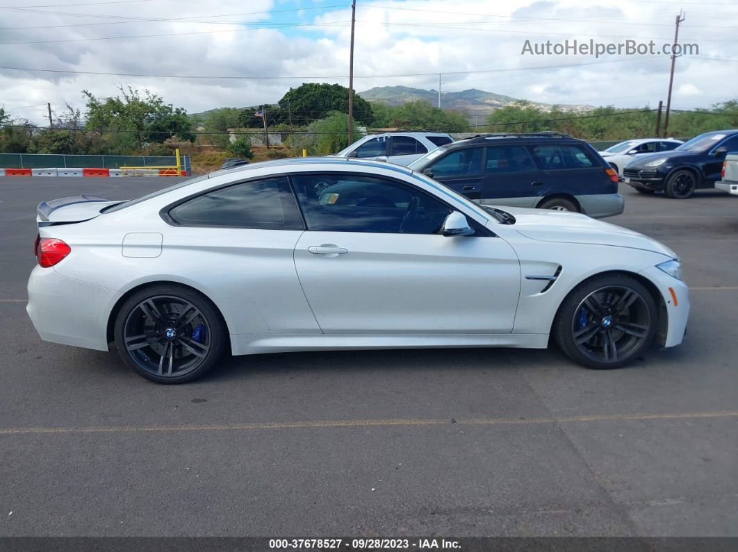 2016 Bmw M4 White vin: WBS3R9C57GK335732