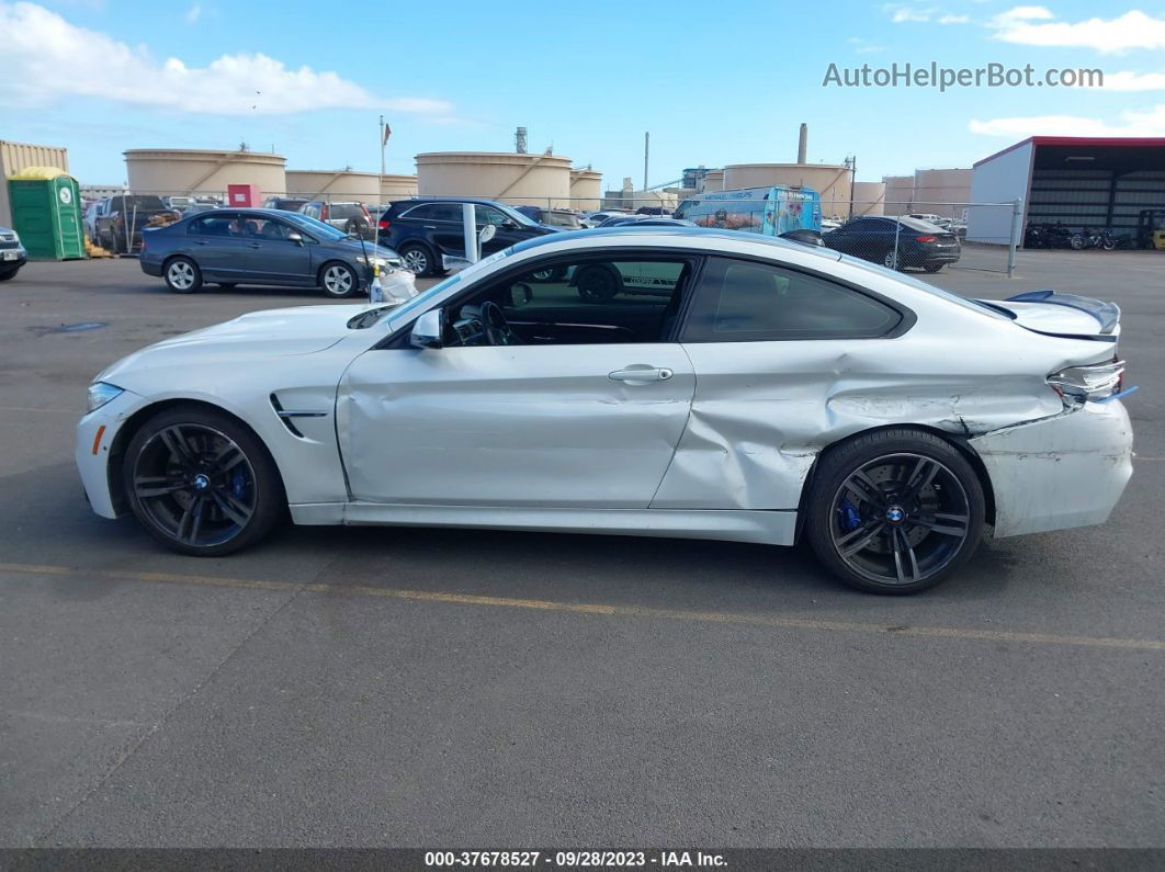 2016 Bmw M4 White vin: WBS3R9C57GK335732