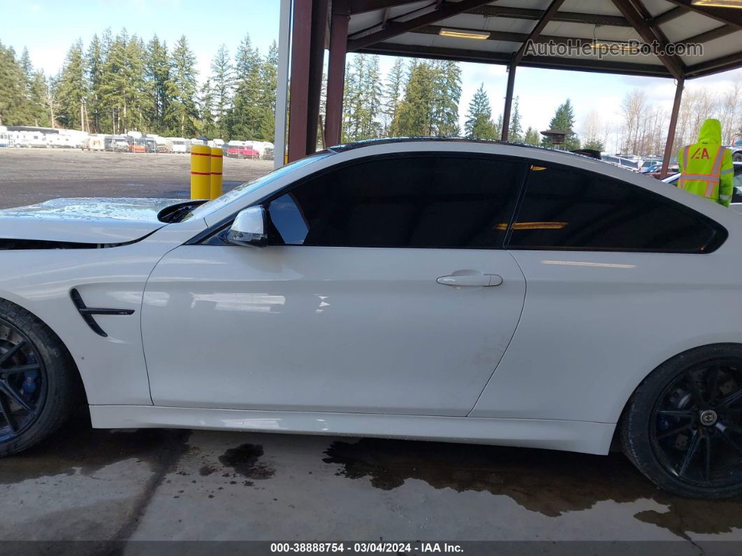 2015 Bmw M4   White vin: WBS3R9C58FK333812