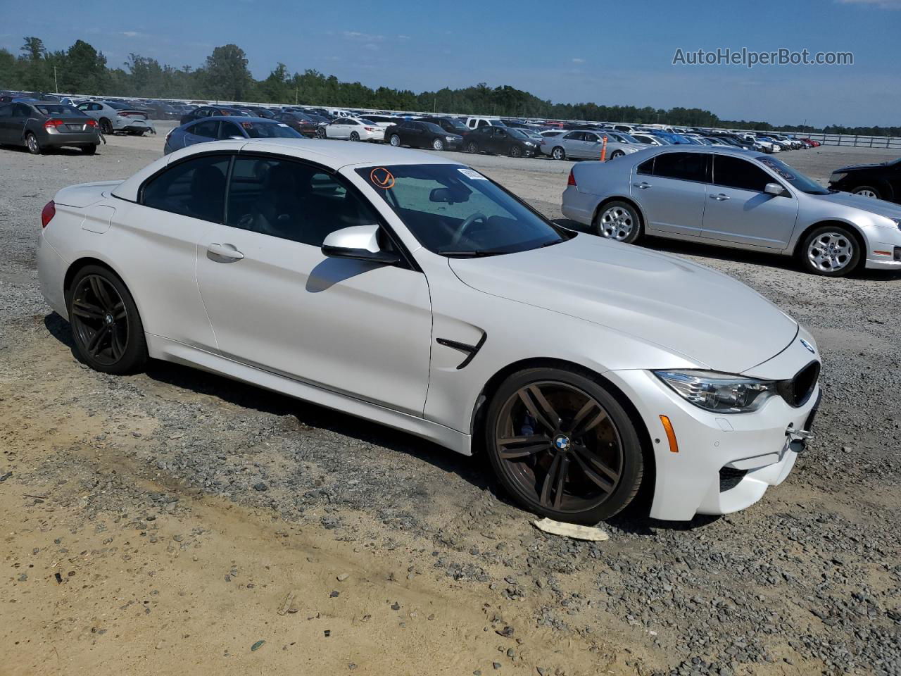 2016 Bmw M4  White vin: WBS3U9C56GP968854