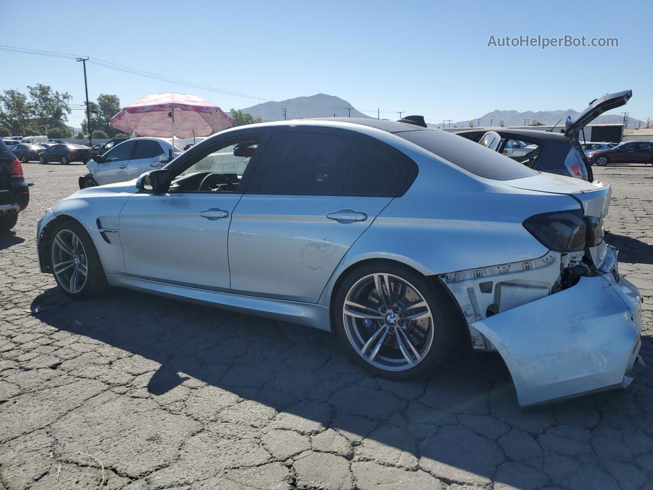 2017 Bmw M3  Silver vin: WBS8M9C32H5G85467