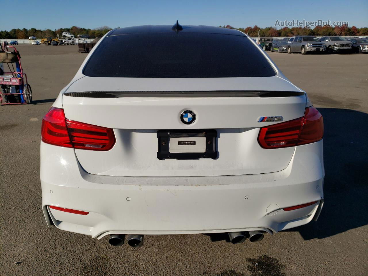 2017 Bmw M3  White vin: WBS8M9C54H5G42248