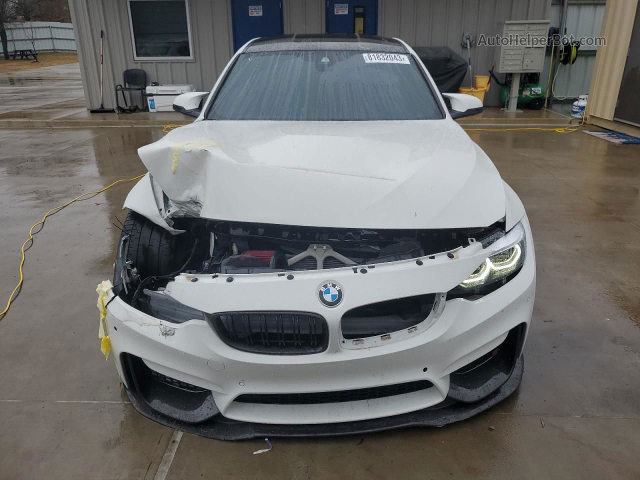 2018 Bmw M3  White vin: WBS8M9C58J5K99107