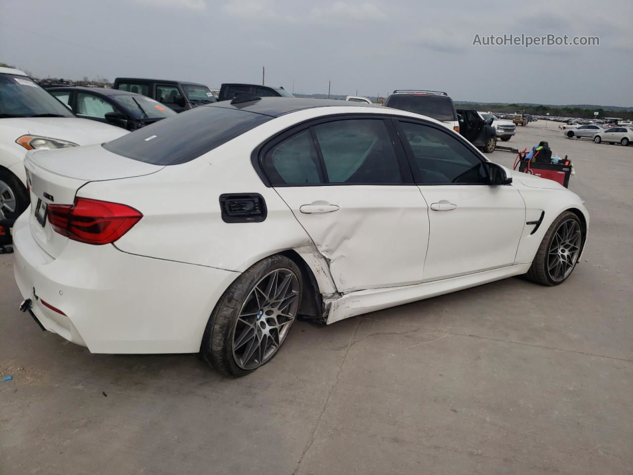 2017 Bmw M3  White vin: WBS8M9C5XH5G42027