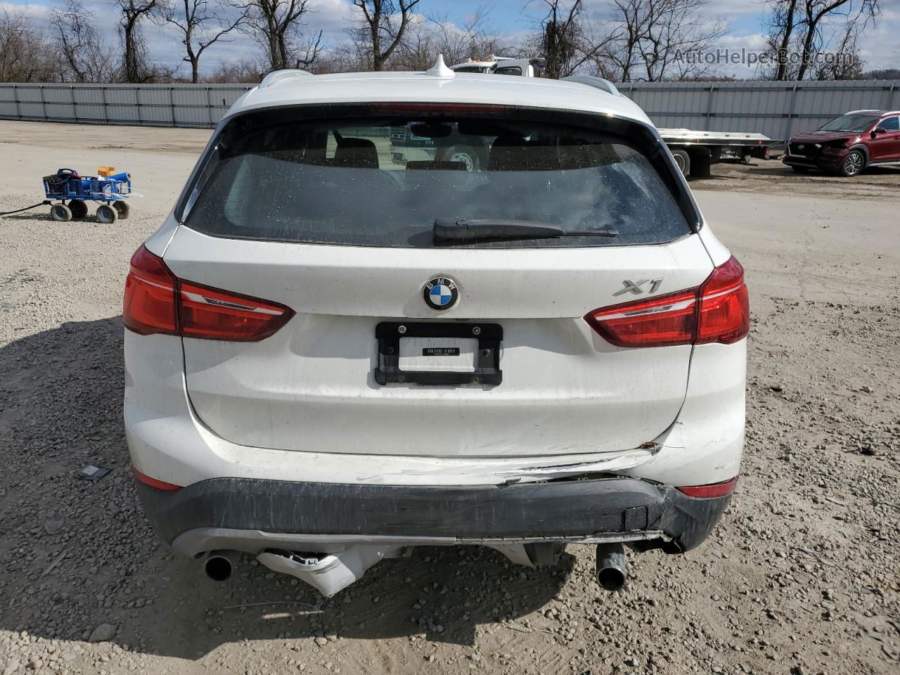 2018 Bmw X1 Xdrive28i White vin: WBXHT3C33J5F88827