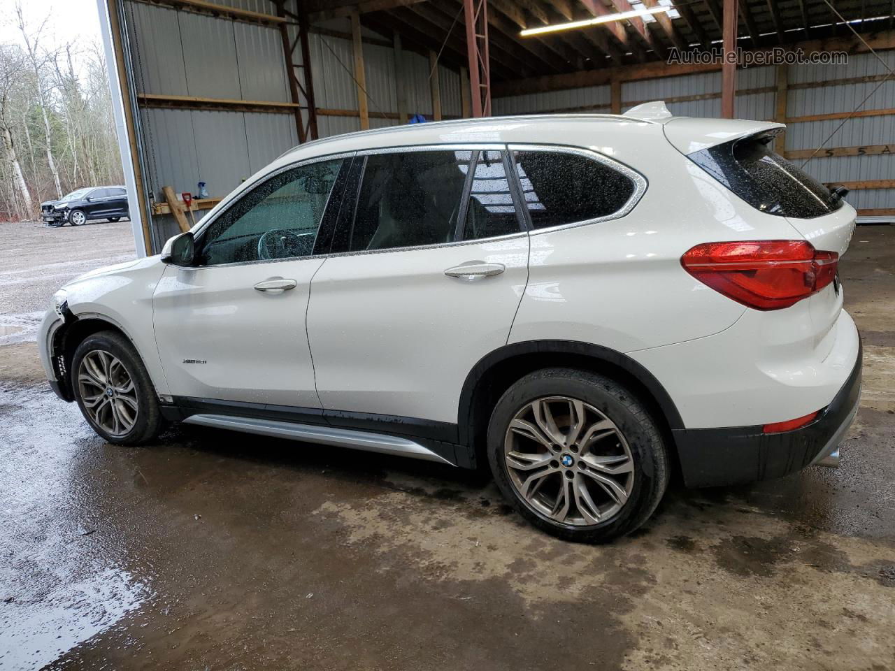 2018 Bmw X1 Xdrive28i White vin: WBXHT3C33J5F89380