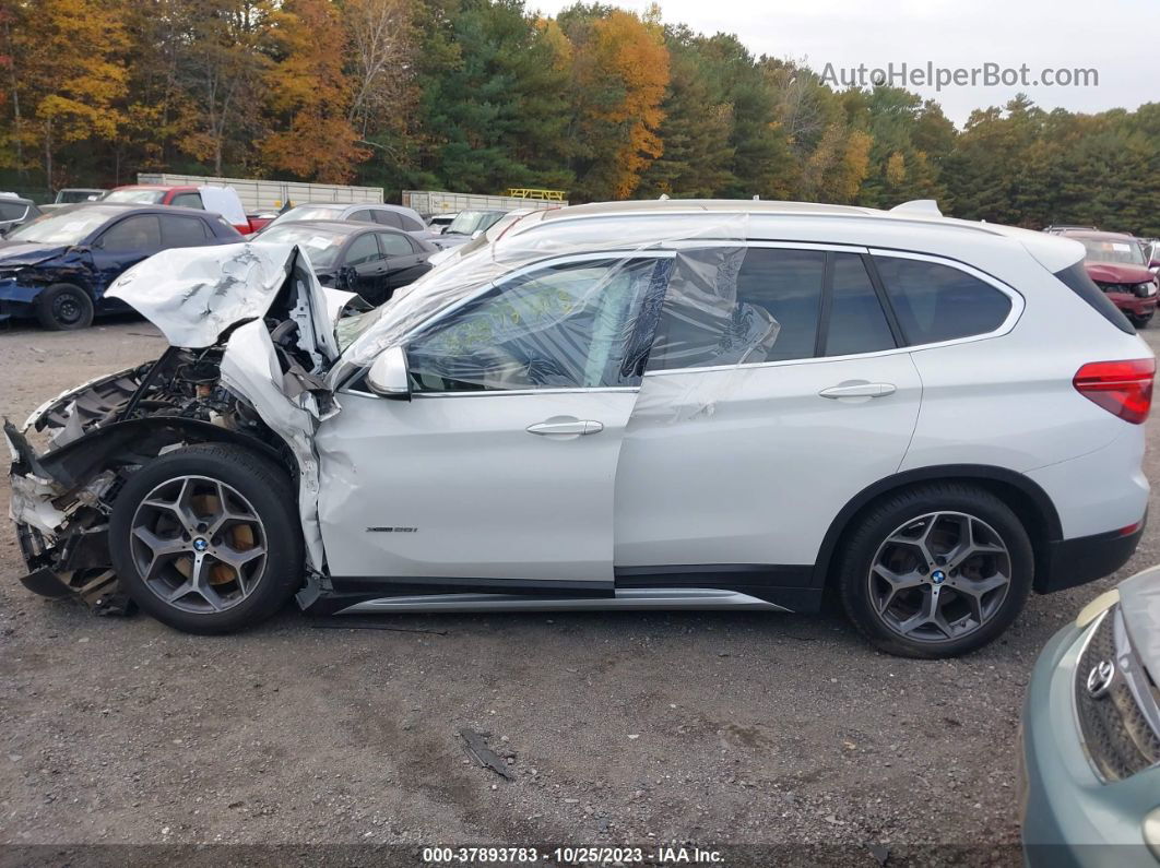 2018 Bmw X1 Xdrive28i White vin: WBXHT3C38J5K28658