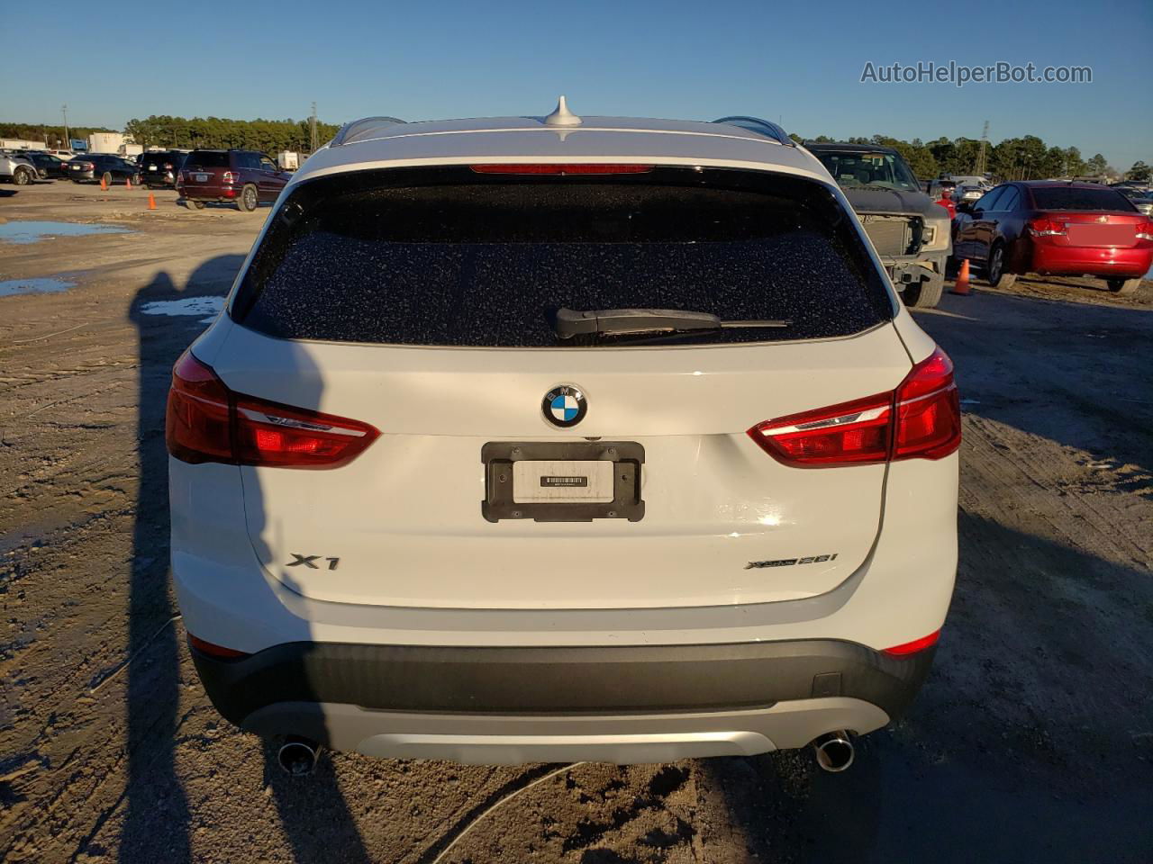 2018 Bmw X1 Xdrive28i White vin: WBXHT3C38J5L32034