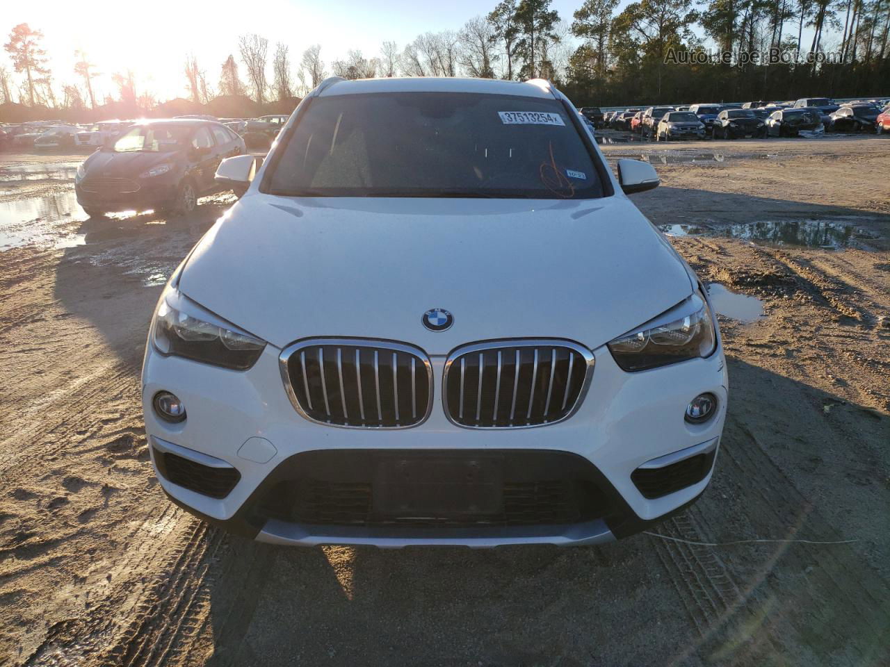 2018 Bmw X1 Xdrive28i White vin: WBXHT3C38J5L32034