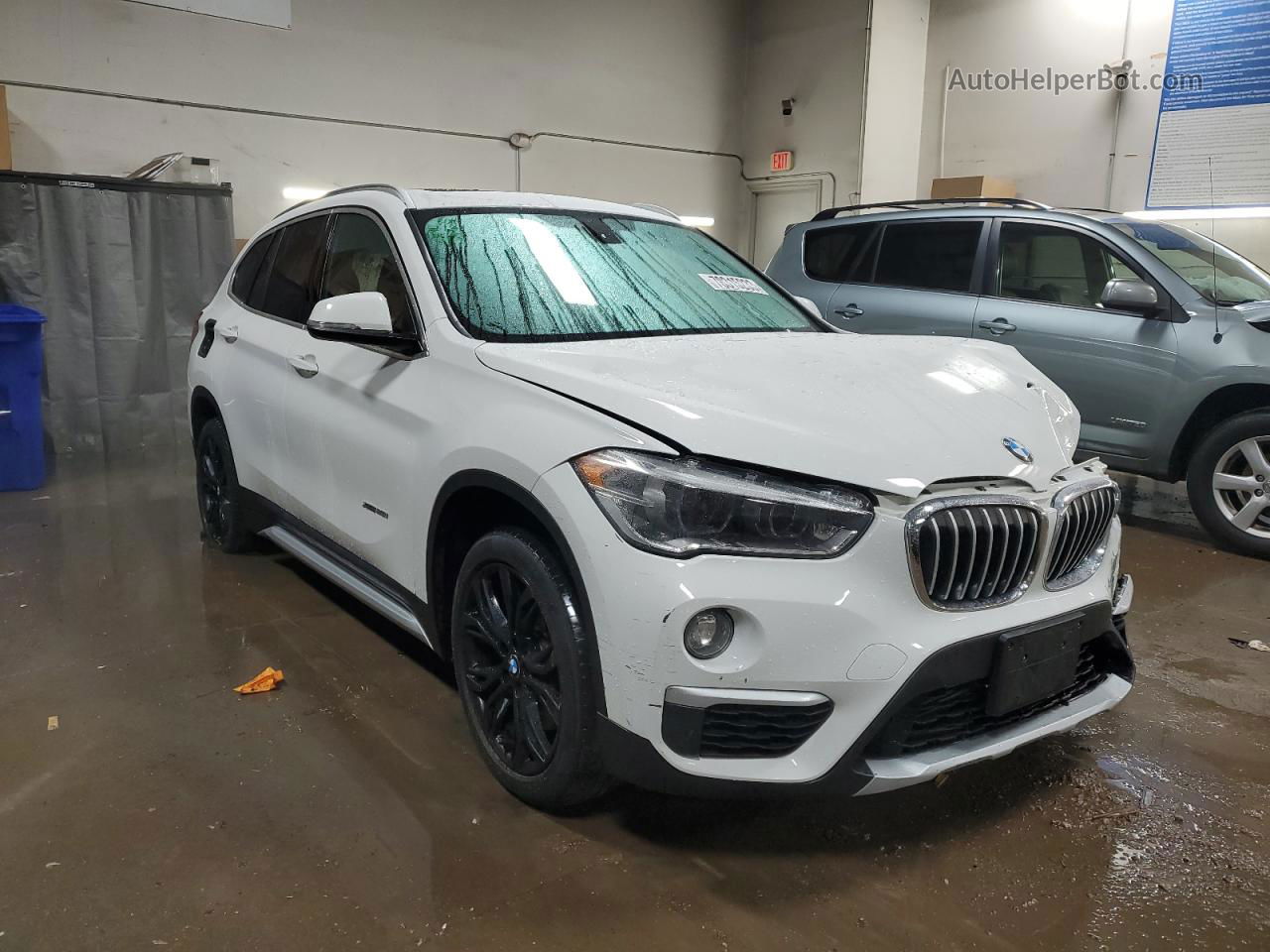 2018 Bmw X1 Xdrive28i White vin: WBXHT3C39J5K22819