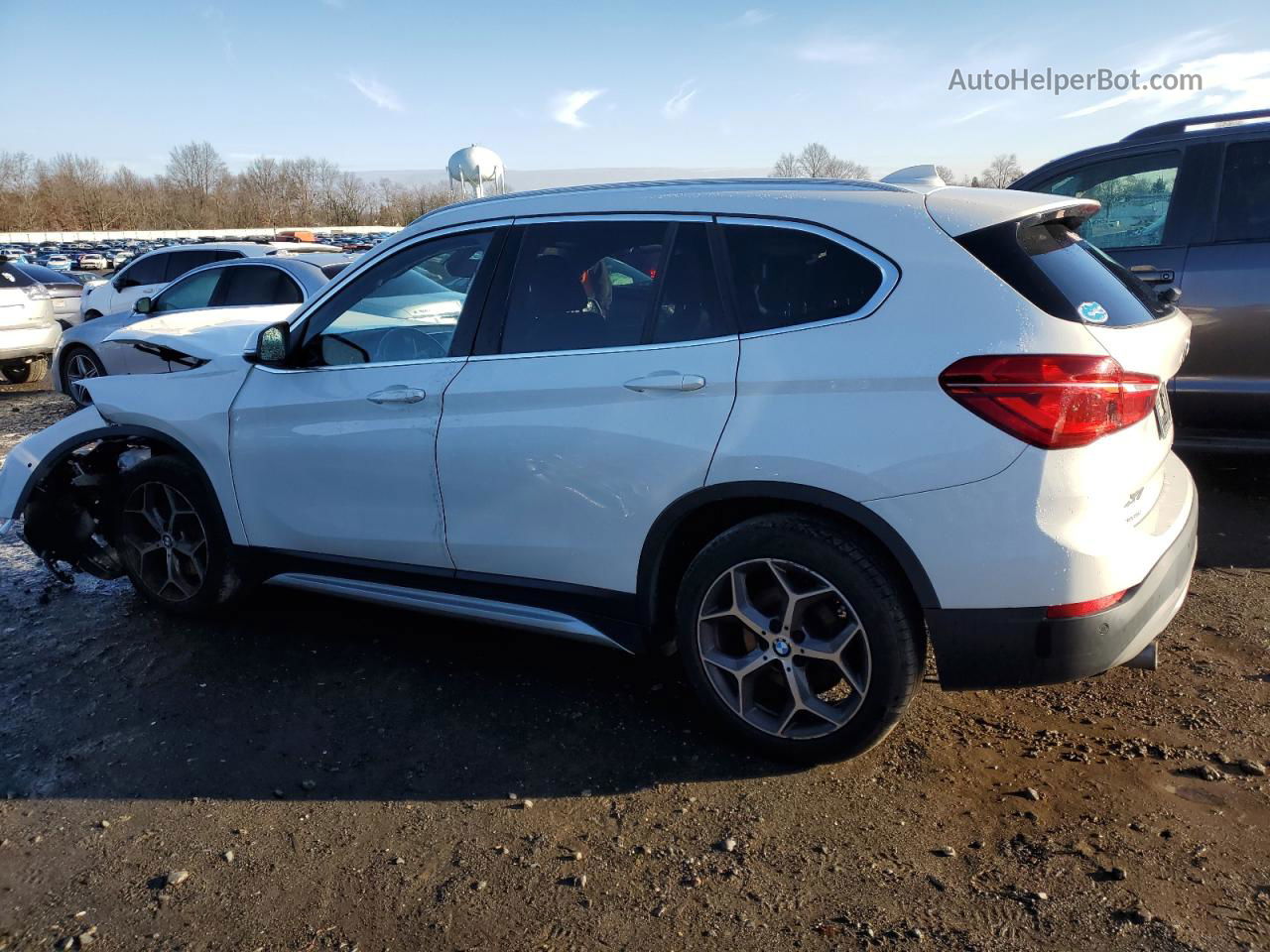 2018 Bmw X1 Xdrive28i Белый vin: WBXHT3C3XJ5L28017