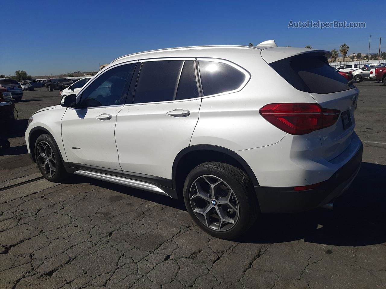 2018 Bmw X1 Sdrive28i White vin: WBXHU7C34J5H40618