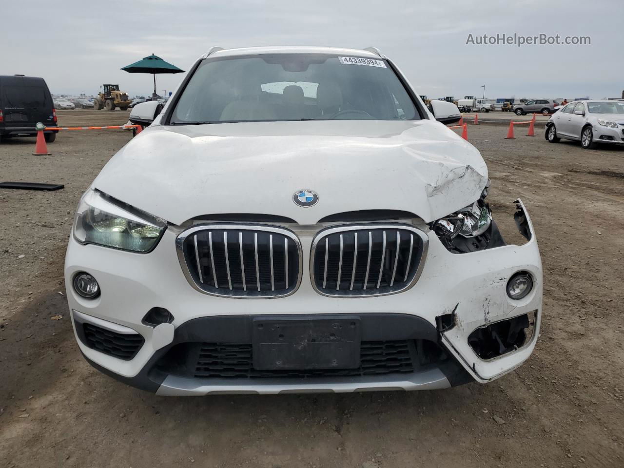 2018 Bmw X1 Sdrive28i White vin: WBXHU7C38J5H39374