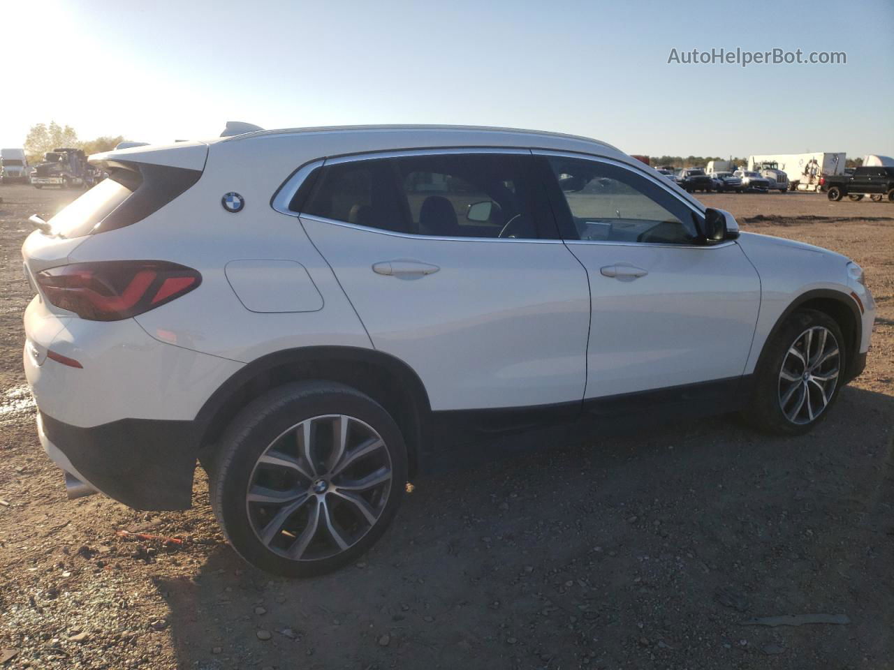 2021 Bmw X2 Sdrive28i White vin: WBXYH9C07M5T01856