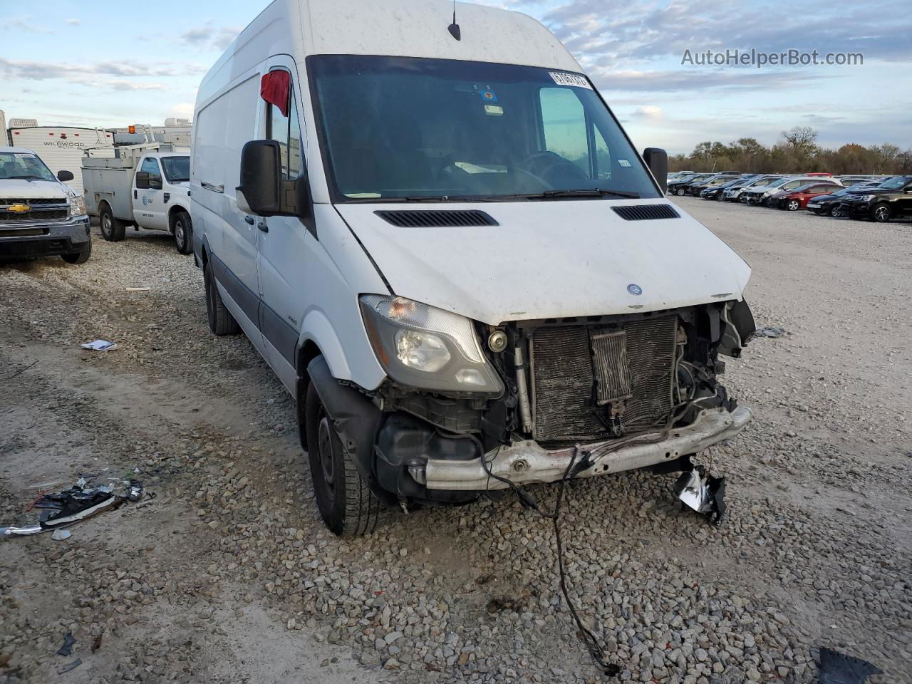 Wrecked sprinter van for 2024 sale