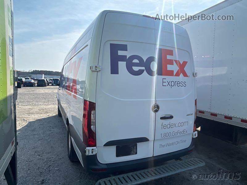 2019 Mercedes-benz Sprinter 2500 High Roof V6 vin: WD3PF1CD6KP157165