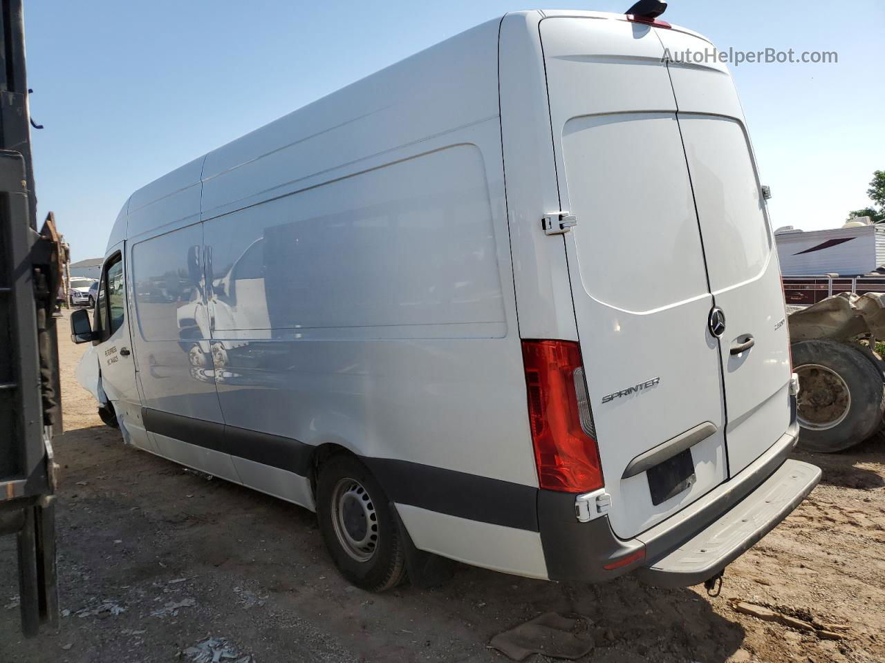 2019 Mercedes-benz Sprinter 2500/3500 White vin: WD4PF1CD6KP022943