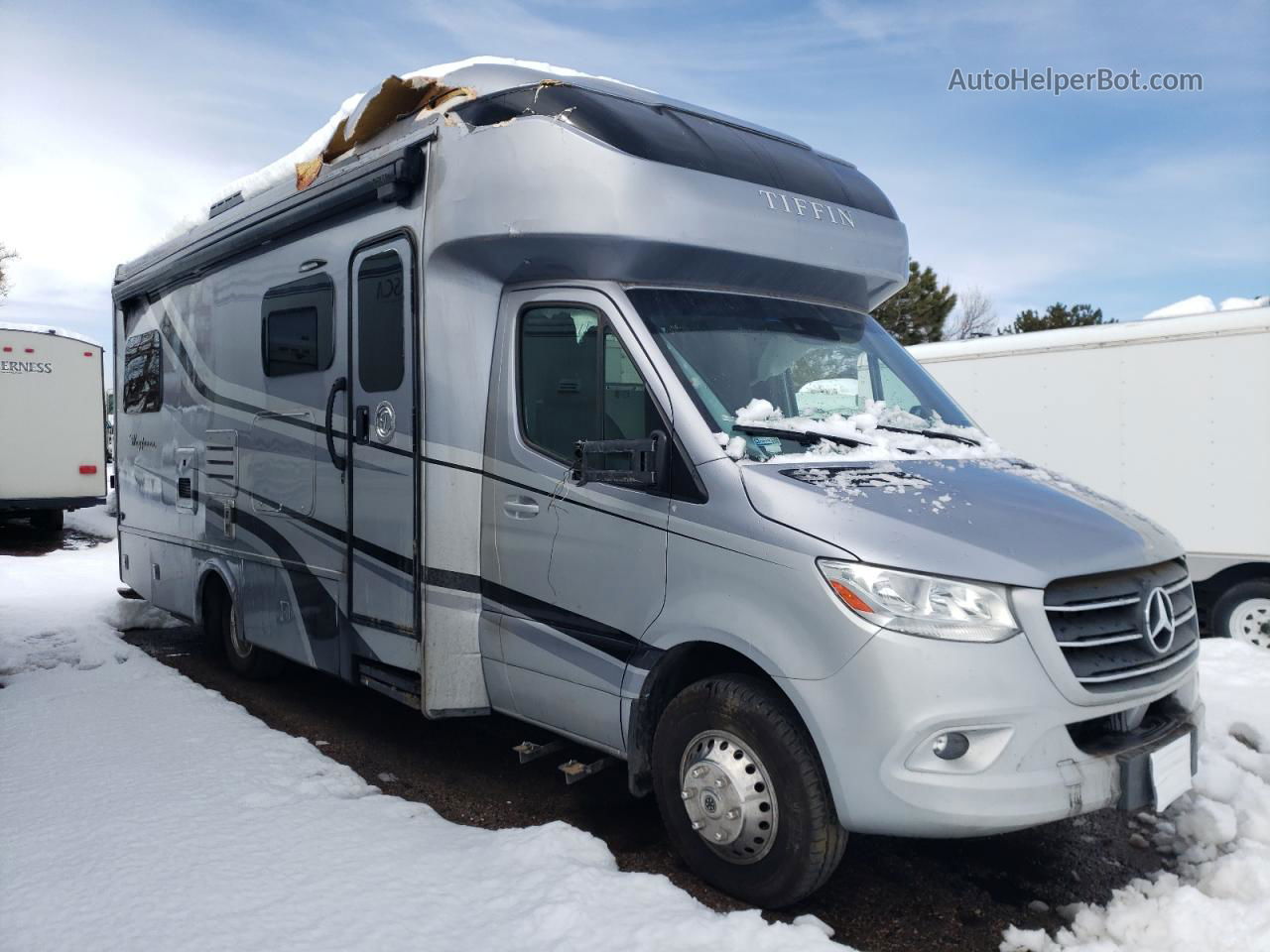 2019 Mercedes-benz Sprinter 3500/4500 Двухцветный vin: WDAPF4CD9KN047250