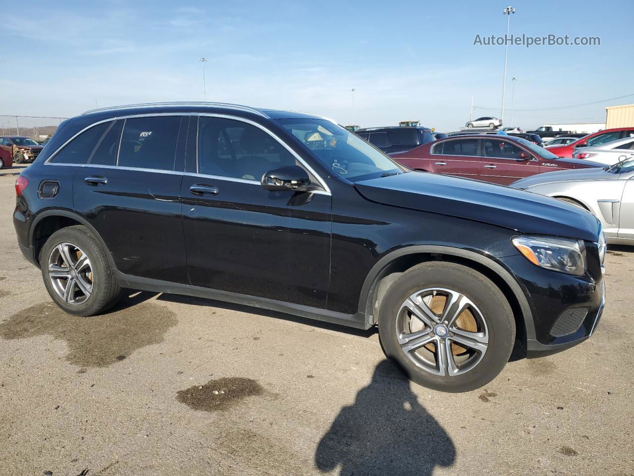 2016 Mercedes-benz Glc 300 Black vin: WDC0G4JB0GF008281