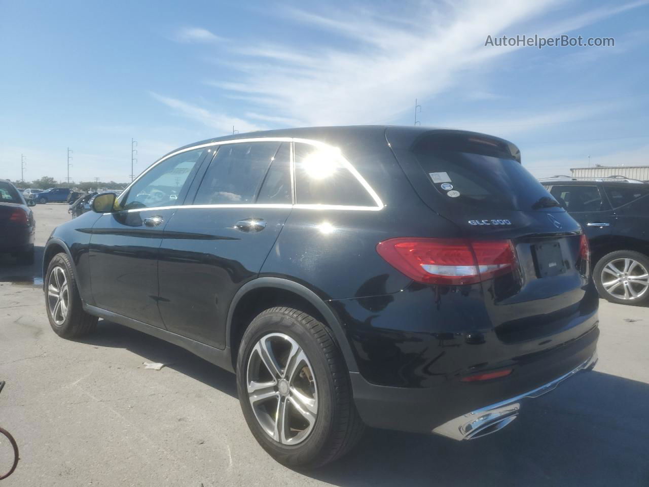 2016 Mercedes-benz Glc 300 Black vin: WDC0G4JB0GF081070