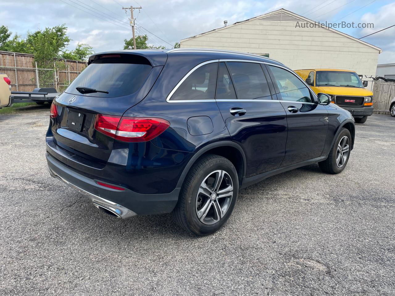 2019 Mercedes-benz Glc 300 Blue vin: WDC0G4JB0KV131626