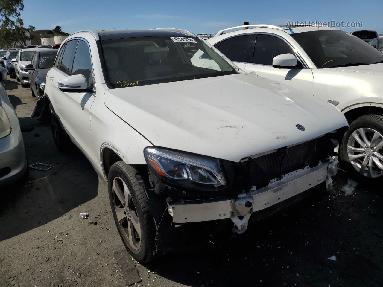 2019 Mercedes-benz Glc 300 White vin: WDC0G4JB1KV117878