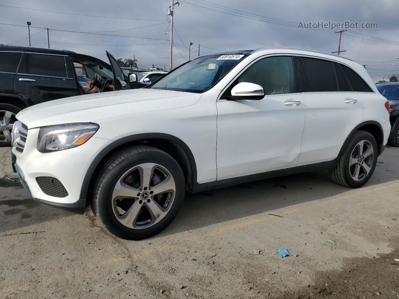 2019 Mercedes-benz Glc 300 White vin: WDC0G4JB1KV117878