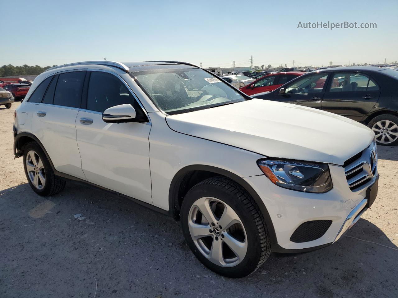 2019 Mercedes-benz Glc 300 White vin: WDC0G4JB1KV124605