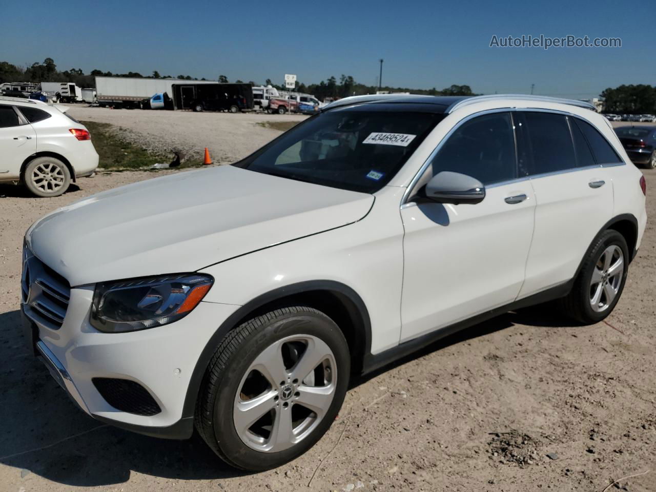 2019 Mercedes-benz Glc 300 White vin: WDC0G4JB1KV124605