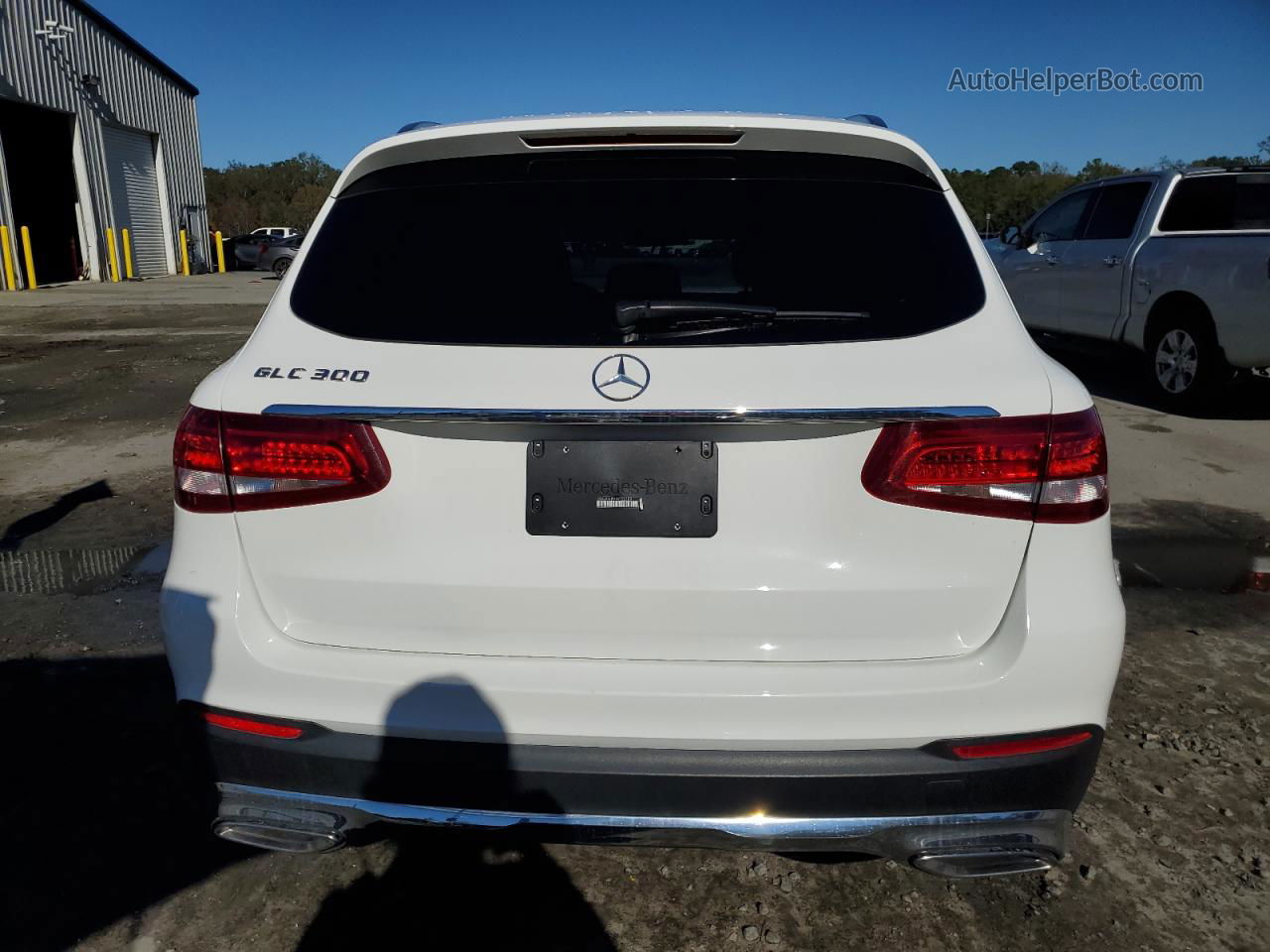 2019 Mercedes-benz Glc 300 White vin: WDC0G4JB1KV126189