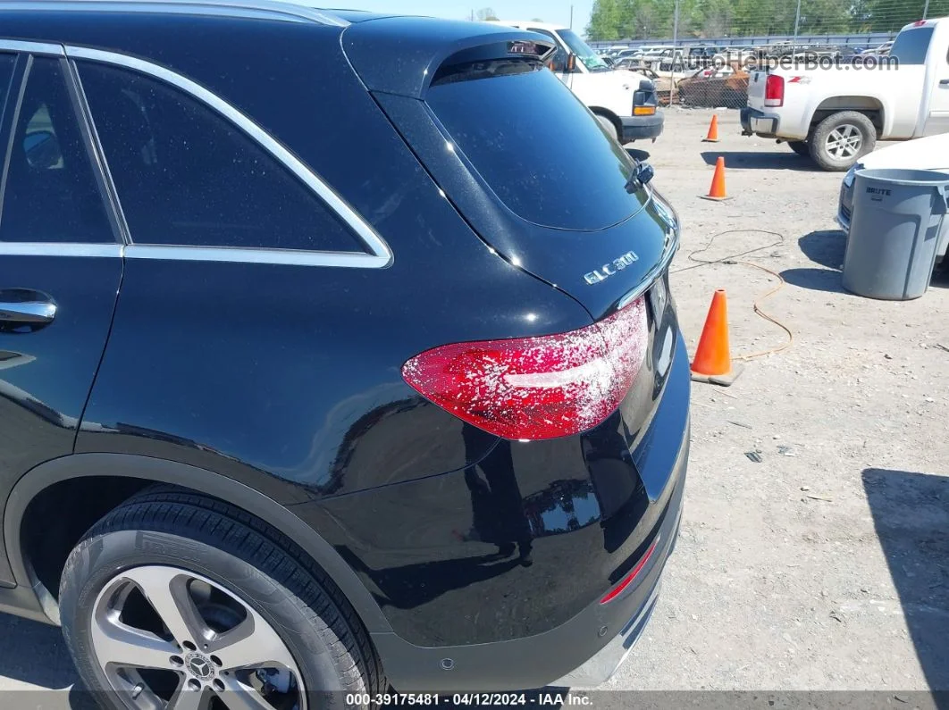 2019 Mercedes-benz Glc 300   Black vin: WDC0G4JB2KV139355