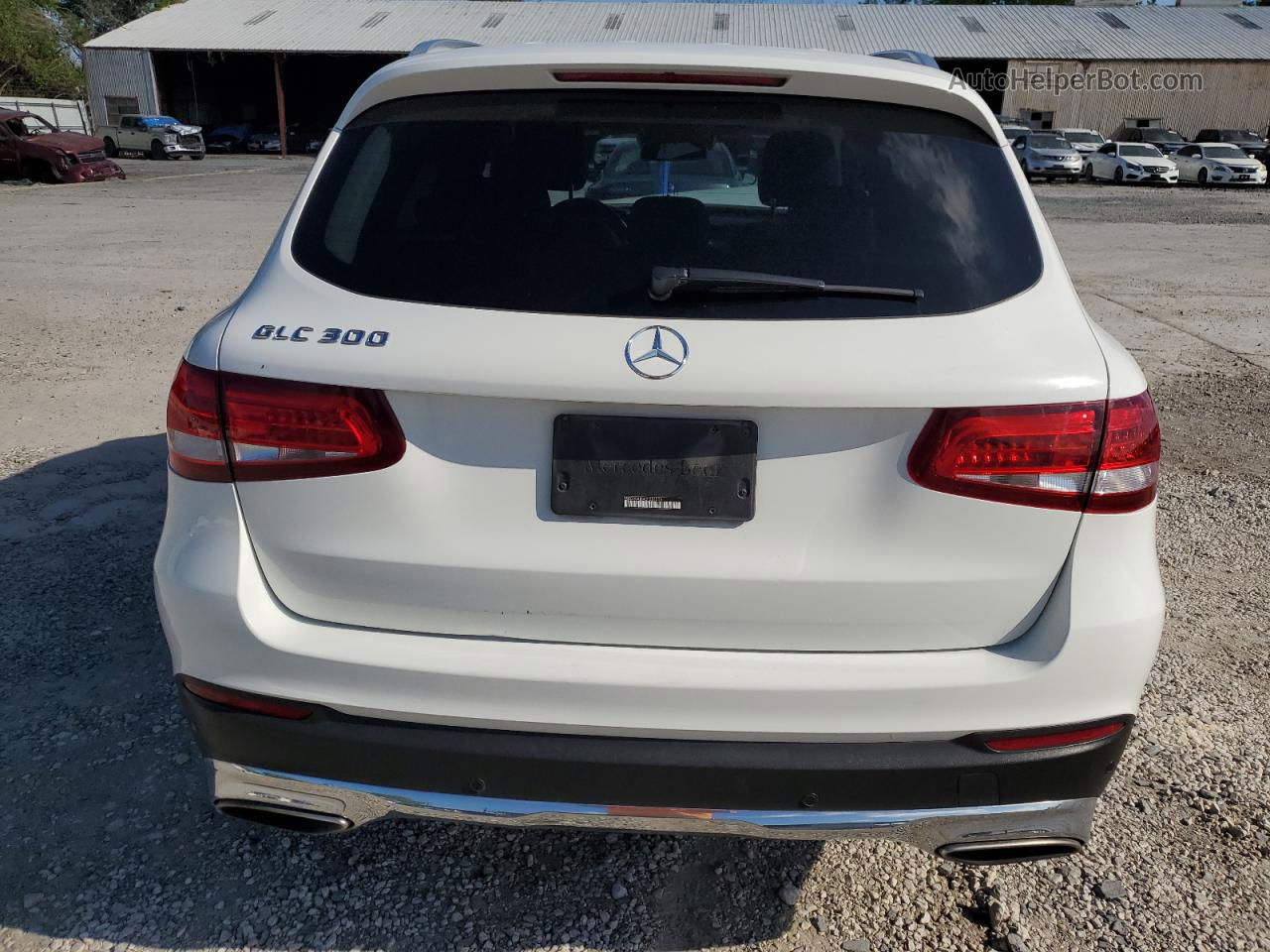 2016 Mercedes-benz Glc 300 White vin: WDC0G4JB4GF051506