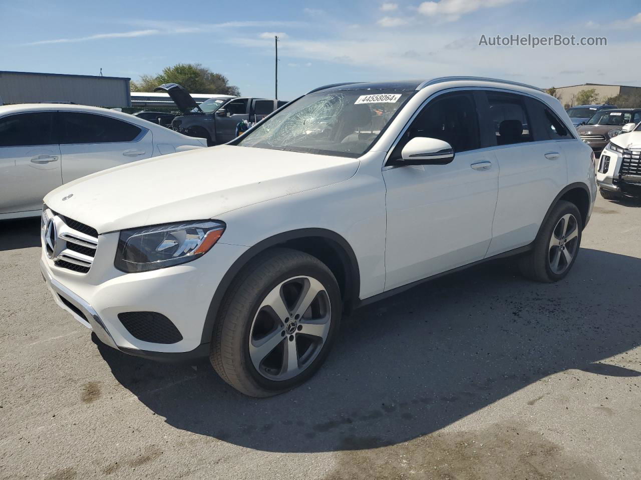 2019 Mercedes-benz Glc 300 White vin: WDC0G4JB4KV127918