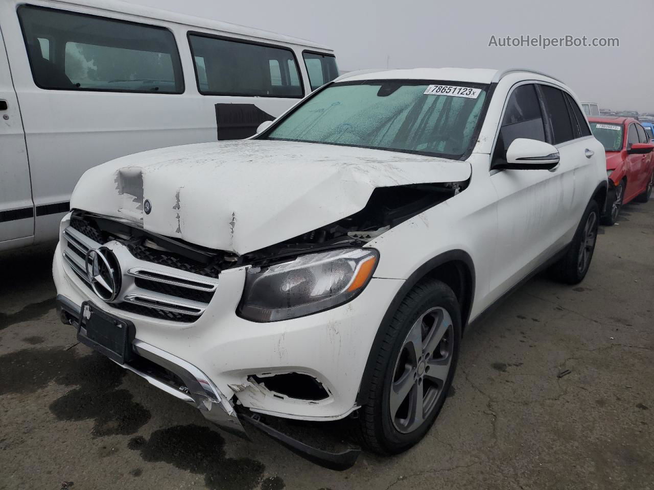 2016 Mercedes-benz Glc 300 White vin: WDC0G4JB8GF058023