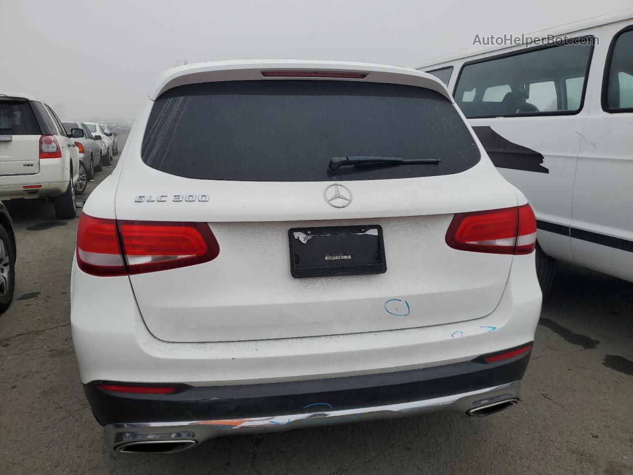 2016 Mercedes-benz Glc 300 White vin: WDC0G4JB8GF058023