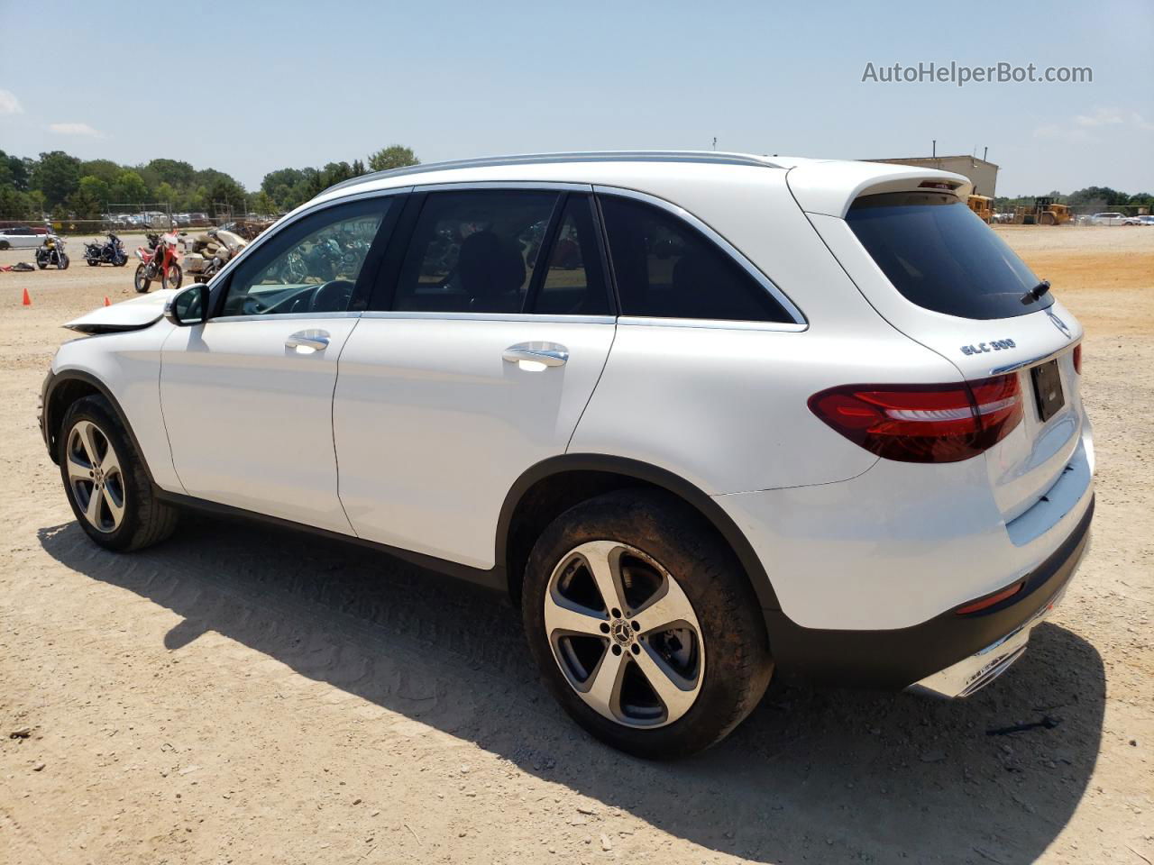 2019 Mercedes-benz Glc 300 White vin: WDC0G4JB8KV161571