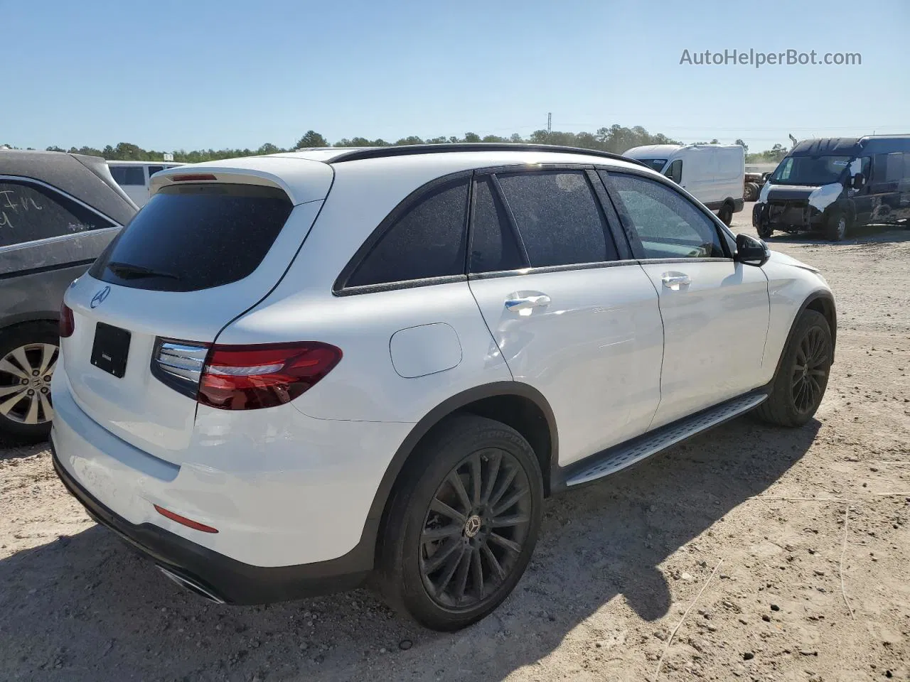 2019 Mercedes-benz Glc 300 White vin: WDC0G4JBXKV178338