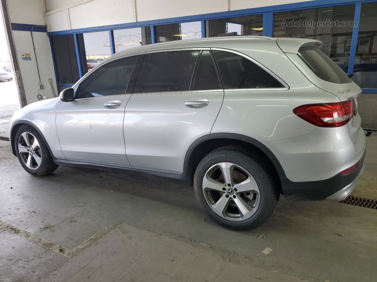 2019 Mercedes-benz Glc 300 4matic Silver vin: WDC0G4KB1KV186343