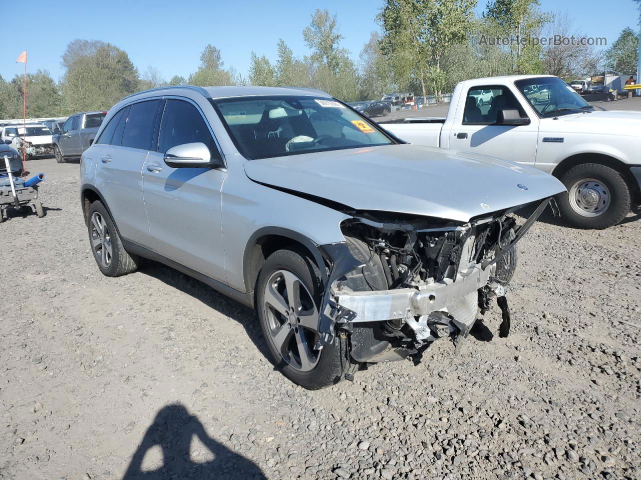 2016 Mercedes-benz Glc 300 4matic Silver vin: WDC0G4KB9GF030245