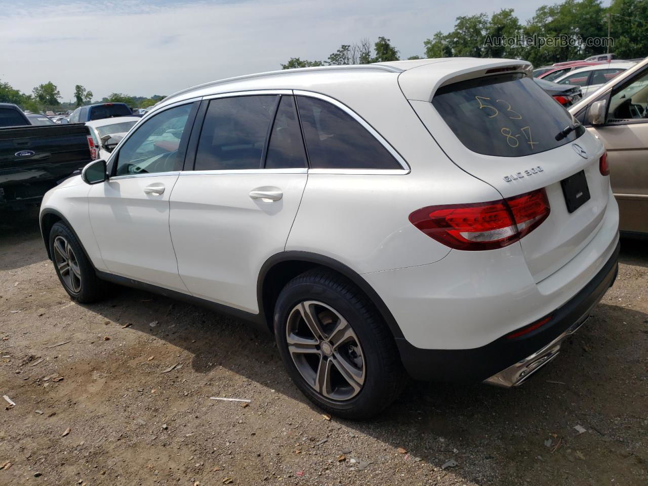 2016 Mercedes-benz Glc 300 4matic White vin: WDC0G4KB9GF094415