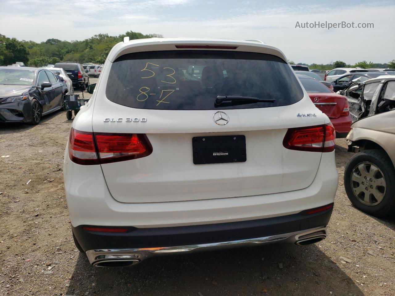 2016 Mercedes-benz Glc 300 4matic White vin: WDC0G4KB9GF094415