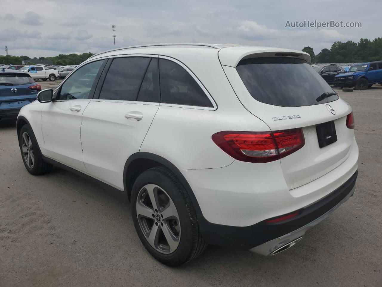 2019 Mercedes-benz Glc 300 4matic White vin: WDC0G4KB9KV165160