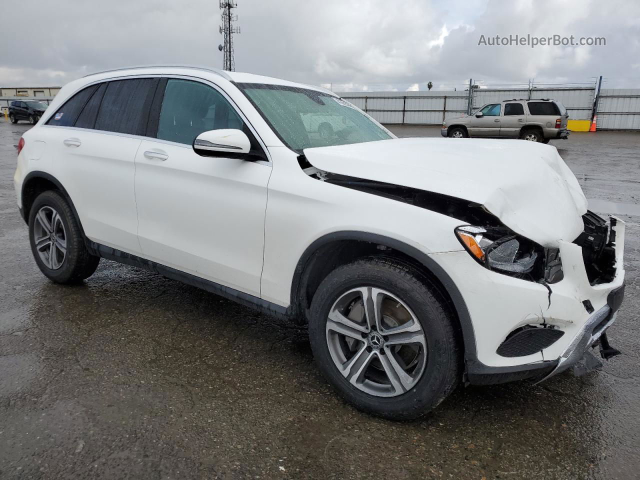 2019 Mercedes-benz Glc 300 4matic White vin: WDC0G4KBXKV167371