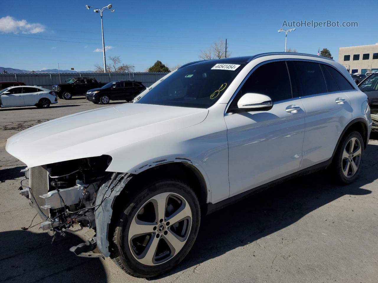 2019 Mercedes-benz Glc 300 4matic White vin: WDC0G4KBXKV197003