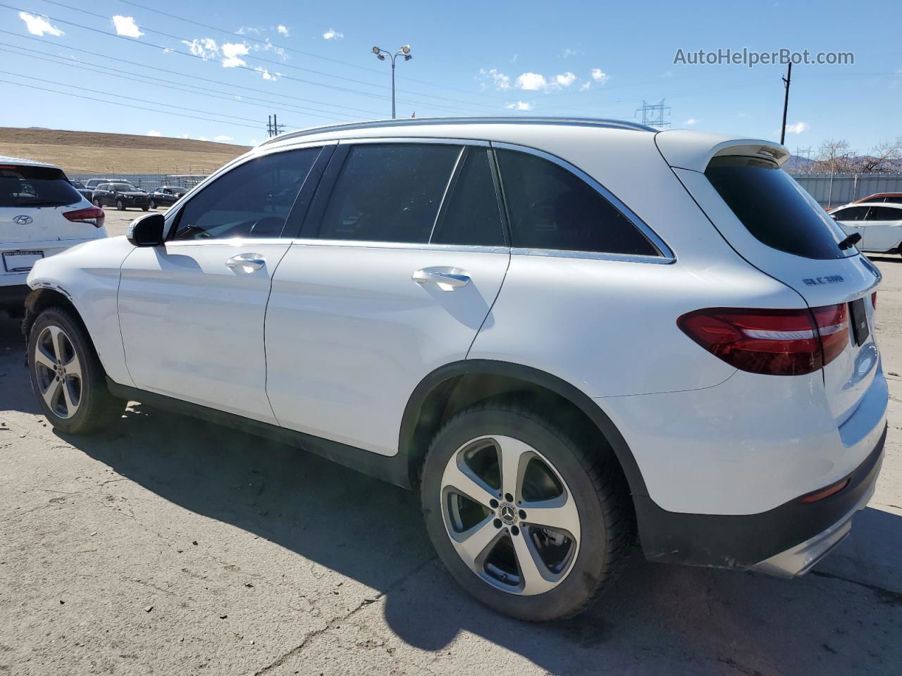 2019 Mercedes-benz Glc 300 4matic White vin: WDC0G4KBXKV197003