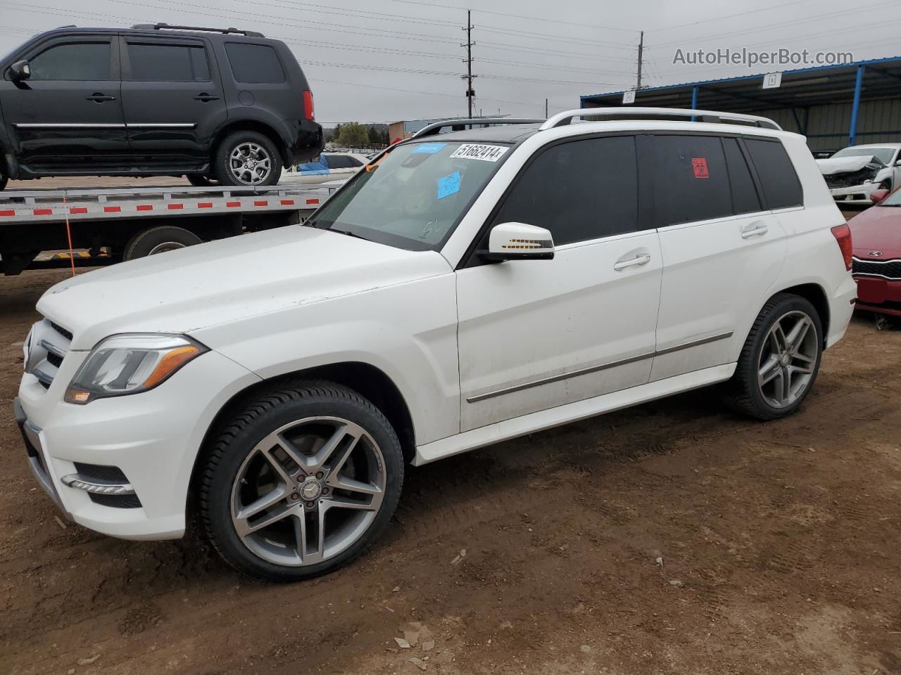 2013 Mercedes-benz Glk 350 White vin: WDCGG5HB3DF997327