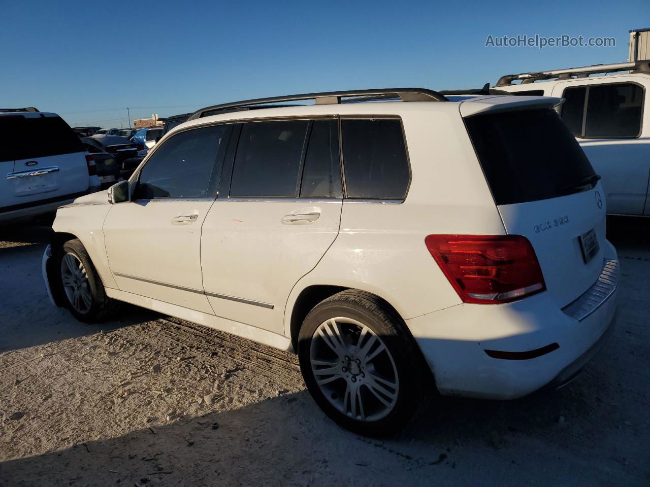 2013 Mercedes-benz Glk 350 White vin: WDCGG5HB9DF987840